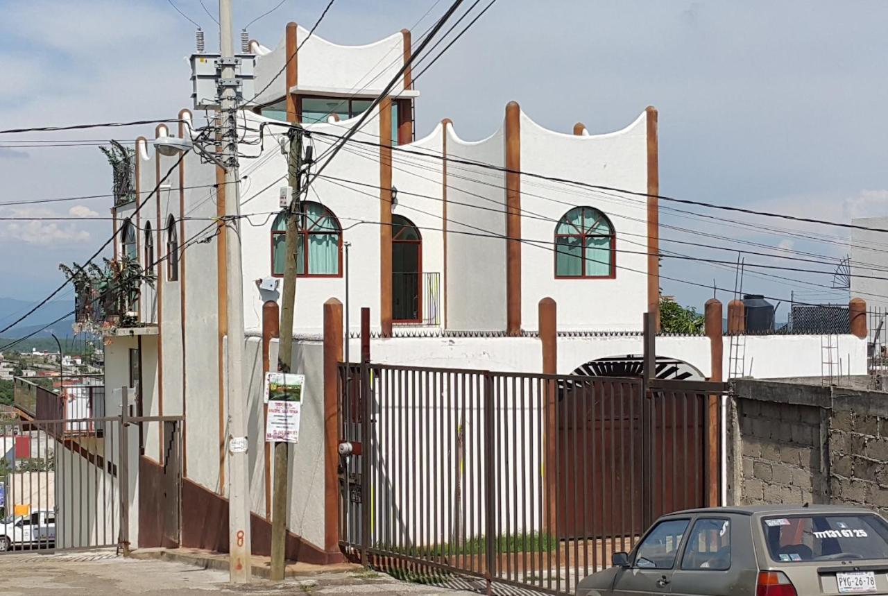 库埃纳瓦卡Casa Privada Con Alberca Volada别墅 外观 照片