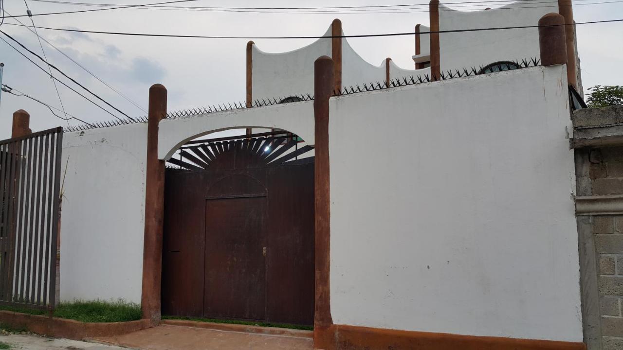 库埃纳瓦卡Casa Privada Con Alberca Volada别墅 外观 照片